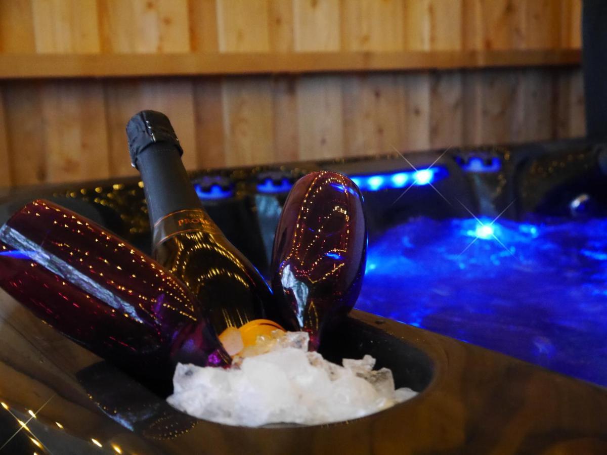 Rest At Last - Highland Apartment With Private Hot Tub Whitebridge  Exterior foto