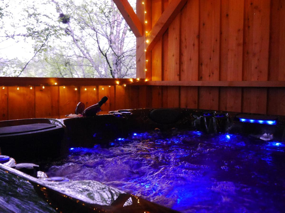 Rest At Last - Highland Apartment With Private Hot Tub Whitebridge  Exterior foto